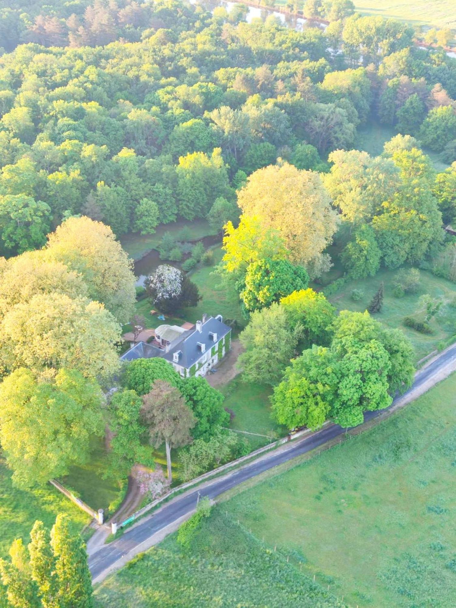 Chambres D'Hotes Du Domaine De L'Isle Civray-de-Touraine Bagian luar foto